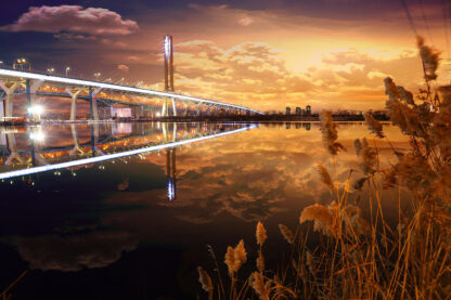 New Champlain Bridge in Montreal City at Night - stock photos and royalty-free images